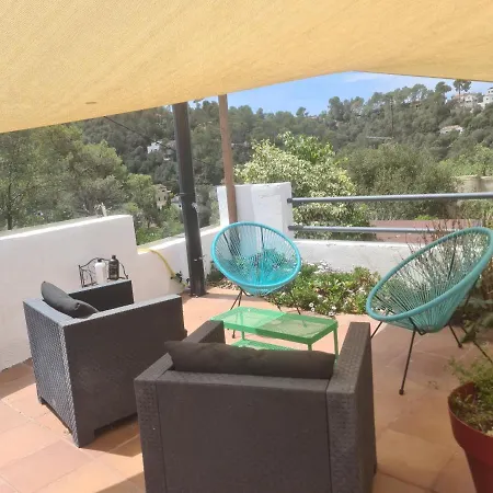Chalet Nature Oasis Near Barcelona With Swimming Pool Parties Not Allowed *