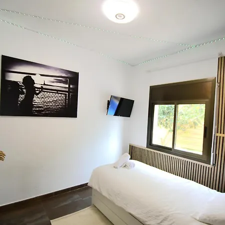 Chalet Nature Oasis Near Barcelona With Swimming Pool Parties Not Allowed